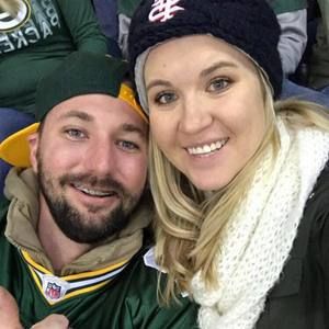 Meet your Posher, Candace